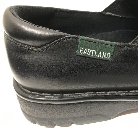Eastland Newport Slip On Loafers in Black Leather - Picture 6 of 16